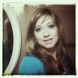 Meet your Posher, Claudia